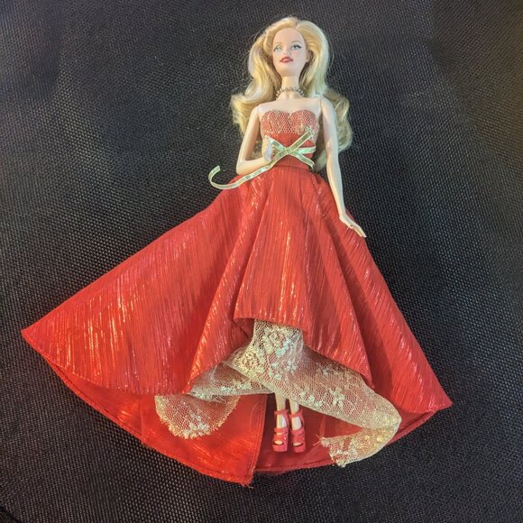Holiday Barbie - Picture 5 of 5